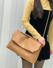 Load image into Gallery viewer, PD275 Large Leather Shoulder Bag / 9.1x15x4.5inches / HIGHEST QUALITY VERSION