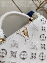 Load image into Gallery viewer, LB854 Capucines BB / HIGHEST QUALITY VERSION / 10.6 x 7.1 x 3.5 inches