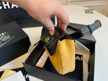 Load image into Gallery viewer, CC1181 Small Flap Bag / 7.5x5.1x2.4inch