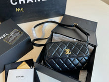 Load image into Gallery viewer, CC1181 Small Flap Bag / 7.5x5.1x2.4inch