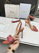 Load image into Gallery viewer, SE1110 DR Dway Heeled Sandal / Size5-10