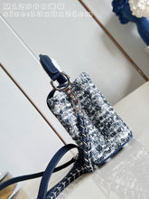 Load image into Gallery viewer, LB1581 LV Capucines Mini Bag / HIGHEST QUALITY VERSION / 21×13.6×8cm