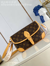 Load image into Gallery viewer, LB1582 LV Diane Bag / HIGHEST QUALITY VERSION / 24×15×9cm