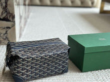 Load image into Gallery viewer, GY048 Bowling 25 Toiletry Bag / 5.1x4.7x9.4inch