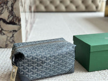 Load image into Gallery viewer, GY048 Bowling 25 Toiletry Bag / 5.1x4.7x9.4inch