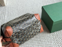 Load image into Gallery viewer, GY048 Bowling 25 Toiletry Bag / 5.1x4.7x9.4inch