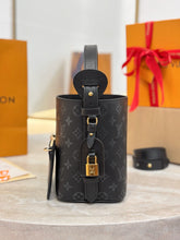 Load image into Gallery viewer, LB1584 LV All In BB / HIGHEST QUALITY VERSION / 16×18×12cm