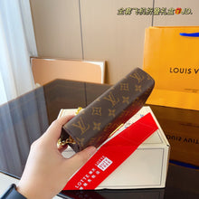 Load image into Gallery viewer, LB855 Wallet On Chain Lily / 7.8x2.3x3.9inch