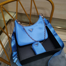 Load image into Gallery viewer, PD236 Prada Re-Edition 2005 Re-Nylon bag / 8.6x7.1x2.3inch