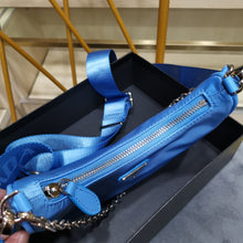 Load image into Gallery viewer, PD236 Prada Re-Edition 2005 Re-Nylon bag / 8.6x7.1x2.3inch