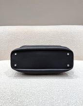 Load image into Gallery viewer, TR002 The Row Agnes 15" Tote / HIGHEST QUALITY VERSION / 39×12×26cm
