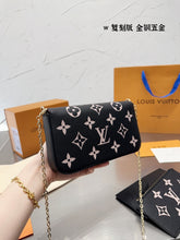 Load image into Gallery viewer, LB818 Félicie Pochette / 8.3 x 4.7 x 1.2 inches