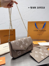 Load image into Gallery viewer, LB818 Félicie Pochette / 8.3 x 4.7 x 1.2 inches