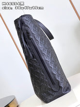 Load image into Gallery viewer, MBG049 Helmet Bag / HIGHEST QUALITY VERSION / 15 x 18.5 x 5.9 inches