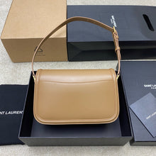 Load image into Gallery viewer, YSK427 Solferino Medium in Box Saint Laurent / 9,6" x 5,9" x 3,3" / HIGHEST QUALITY VERSION