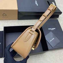 Load image into Gallery viewer, YSK427 Solferino Medium in Box Saint Laurent / 9,6" x 5,9" x 3,3" / HIGHEST QUALITY VERSION