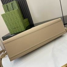 Load image into Gallery viewer, GC647 Medium Tote Bag with Hook Closure / HIGHEST QUALITY VERSION / 15.7"W x 7.6"H x 12"D