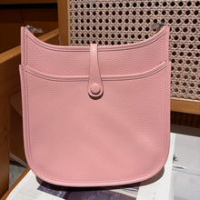 Load image into Gallery viewer, HM212 Hermes Evelyne 23 / HIGHEST QUALITY VERSION / 23 cm