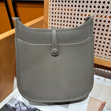 Load image into Gallery viewer, HM214 Hermes Evelyne 23 / HIGHEST QUALITY VERSION / 23 cm