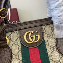 Load image into Gallery viewer, GC742 Gucci Savoy Medium Duffle Bag / 18.8"W x 11"H x 7"D / HIGHEST QUALITY VERSION
