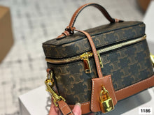 Load image into Gallery viewer, CL140 CELINE VANITY / 7 x 5 x 7 IN