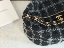 Load image into Gallery viewer, CC857 Large/Maxi Hobo Bag / HIGHEST QUALITY VERSION