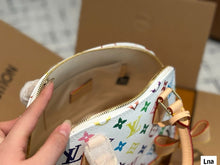 Load image into Gallery viewer, LB1205 LV x TM Alma BB / 9.3 x 6.9 x 4.5 inches