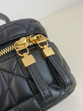 Load image into Gallery viewer, DR395 30 Montaigne Mini Vanity Case / 6.5x3x3.5inches / HIGHEST QUALITY VERSION