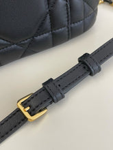 Load image into Gallery viewer, DR395 30 Montaigne Mini Vanity Case / 6.5x3x3.5inches / HIGHEST QUALITY VERSION