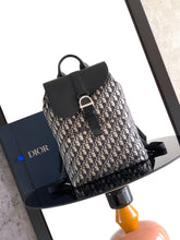 Load image into Gallery viewer, DR660 Dior Saddle Heritage Flap Backpack / HIGHEST QUALITY VERSION / 31×42×15cm