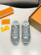 Load image into Gallery viewer, SE1636 LV Olympia Sneaker / Size5-11