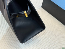 Load image into Gallery viewer, PD304 Leather top-handle Bag / 12.6x9x5.9inch