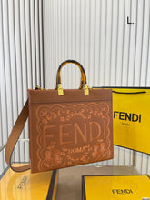 Load image into Gallery viewer, FF211 Fendi Sunshine Medium / 13.7x12.2x6.7inch