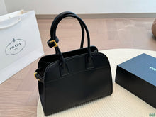 Load image into Gallery viewer, PD304 Leather top-handle Bag / 12.6x9x5.9inch