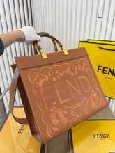Load image into Gallery viewer, FF211 Fendi Sunshine Medium / 13.7x12.2x6.7inch