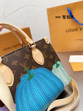 Load image into Gallery viewer, LB819 LV x YK OnTheGo PM / 9.8 x 7.5 x 4.5 inches