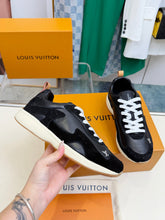 Load image into Gallery viewer, SE1768 Louis Vuitton LV Drop 300 Sneakers / Sizes 5–11