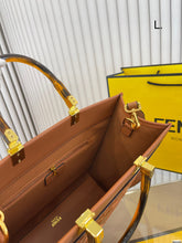 Load image into Gallery viewer, FF211 Fendi Sunshine Medium / 13.7x12.2x6.7inch