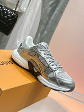 Load image into Gallery viewer, SE1639 LV Olympia Sneaker / Size5-10
