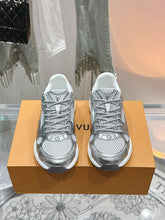 Load image into Gallery viewer, SE1639 LV Olympia Sneaker / Size5-10