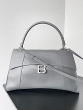 Load image into Gallery viewer, BCG058 Women's Hourglass Soft Medium Handbag / 15.3x9.8x5.9inch / HIGHEST QUALITY VERSION