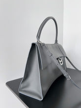 Load image into Gallery viewer, BCG058 Women's Hourglass Soft Medium Handbag / 15.3x9.8x5.9inch / HIGHEST QUALITY VERSION