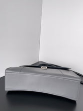 Load image into Gallery viewer, BCG058 Women's Hourglass Soft Medium Handbag / 15.3x9.8x5.9inch / HIGHEST QUALITY VERSION