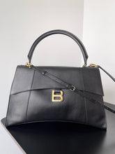 Load image into Gallery viewer, BCG059 Women's Hourglass Soft Medium Handbag / 15.3x9.8x5.9inch / HIGHEST QUALITY VERSION