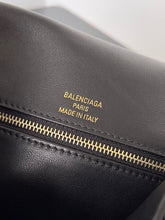 Load image into Gallery viewer, BCG059 Women's Hourglass Soft Medium Handbag / 15.3x9.8x5.9inch / HIGHEST QUALITY VERSION