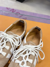 Load image into Gallery viewer, SE1643 LV Sneakerina / Size5-11