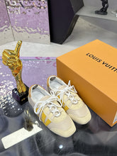 Load image into Gallery viewer, SE1644 LV Sneakerina / Size5-11
