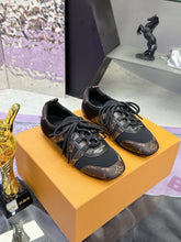 Load image into Gallery viewer, SE1645 LV Sneakerina / Size5-11