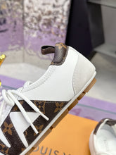 Load image into Gallery viewer, SE1646 LV Sneakerina / Size5-11