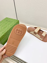 Load image into Gallery viewer, SE1387 Women's Sandal with Double G / Size5-11